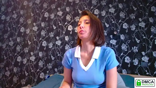 Sophi Cute online show from 23, 6, 2026