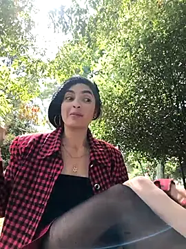 Sam Sara online show from 3, 12, 2025