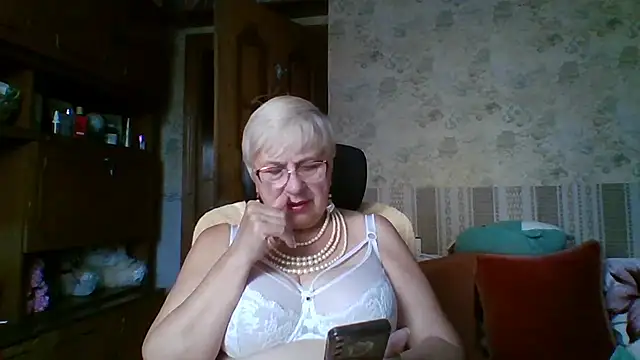 SweetCherry27 online show from 14, 7, 2026