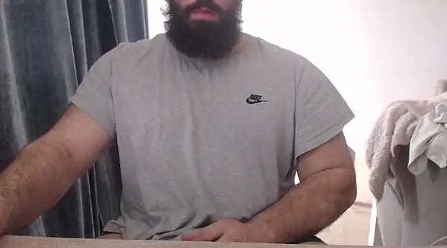 hugemachohandsome online show from 15, 3, 2025