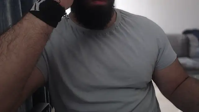 hugemachohandsome online show from 5, 10, 2025