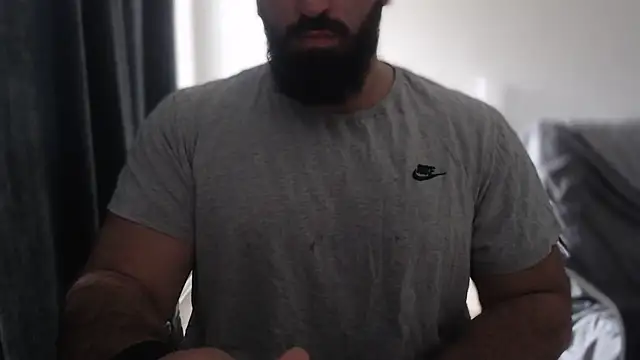 hugemachohandsome online show from 8, 10, 2025