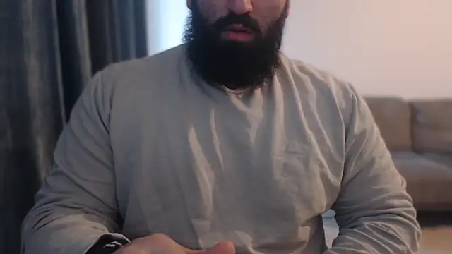 hugemachohandsome online show from 25, 11, 2025