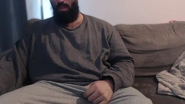 hugemachohandsome online show from 22, 12, 2025