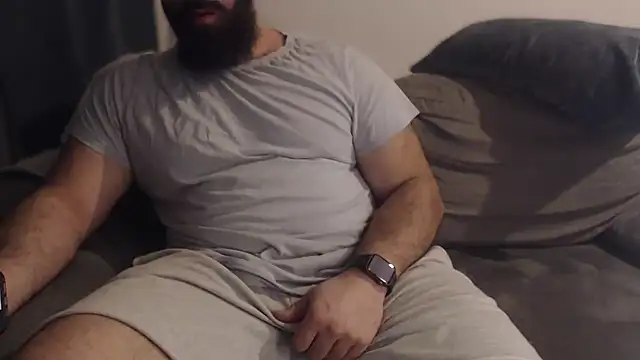 hugemachohandsome online show from 9, 2, 2026