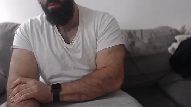 hugemachohandsome online show from 16, 6, 2026