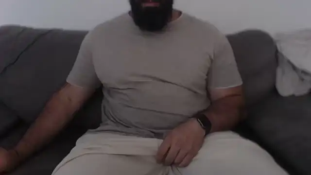 hugemachohandsome online show from 25, 6, 2026