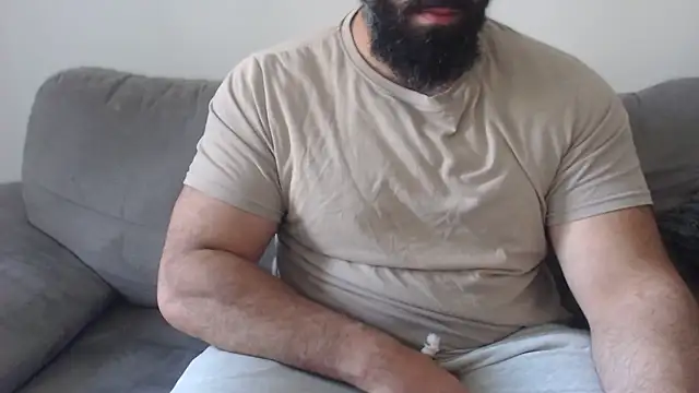 hugemachohandsome online show from 14, 7, 2026
