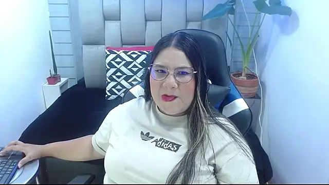 evelin zaens online show from 24, 6, 2026