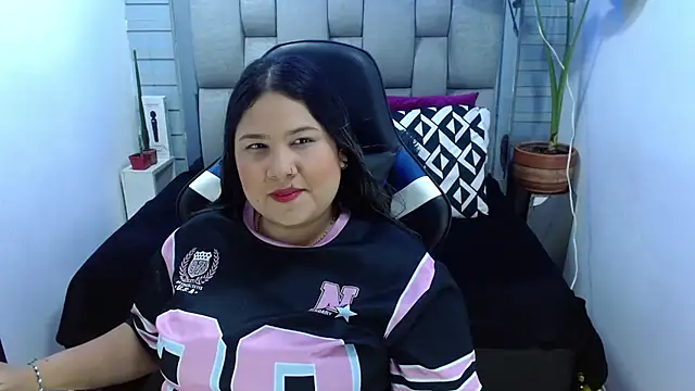 evelin zaens online show from 8, 8, 2026