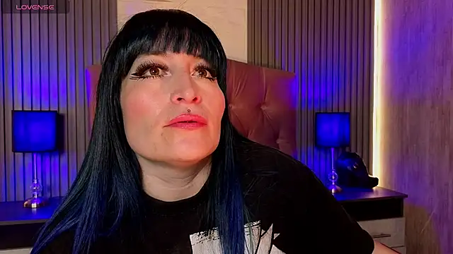 alicia moom online show from 29, 6, 2026