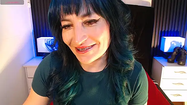 alicia moom online show from 11, 7, 2026