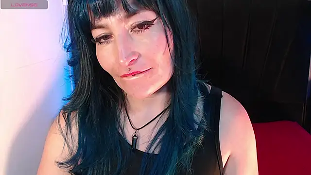 alicia moom online show from 18, 7, 2026