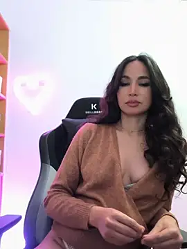 Snapshot of Naughty-Jessie chatting on 15, 11, 2025 Naughty-Jessie online show from 15, 11, 2025