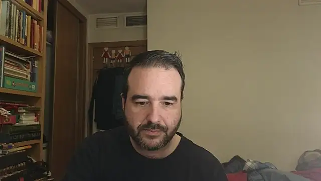 curiosillo83 online show from 22, 11, 2025