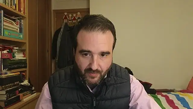 curiosillo83 online show from 9, 3, 2026