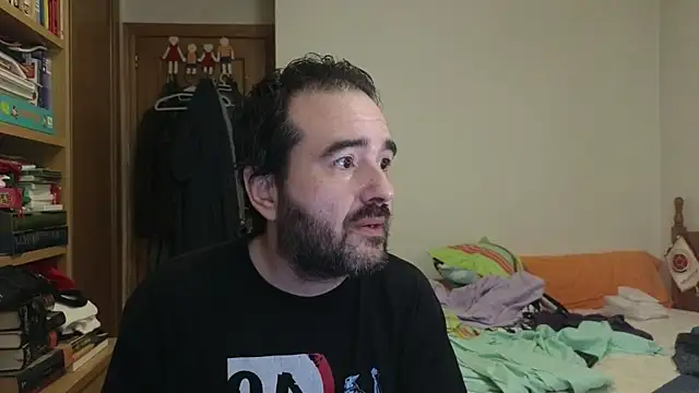 curiosillo83 online show from 4, 7, 2026