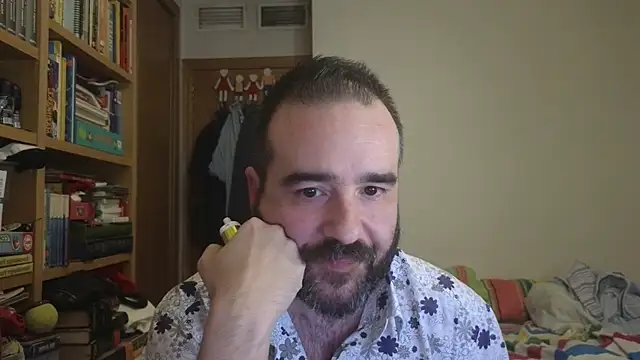 curiosillo83 online show from 30, 7, 2026
