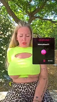 Jassy Foxy online show from 26, 6, 2026