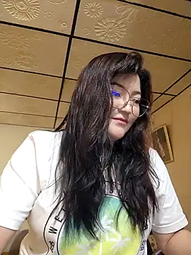 Sakura 0505 online show from 2, 12, 2024