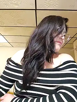 Sakura 0505 online show from 11, 12, 2024