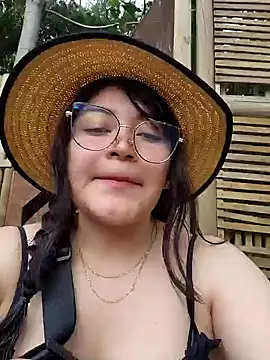 Sakura 0505 online show from 21, 12, 2024