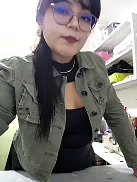 Sakura 0505 online show from 1, 3, 2025