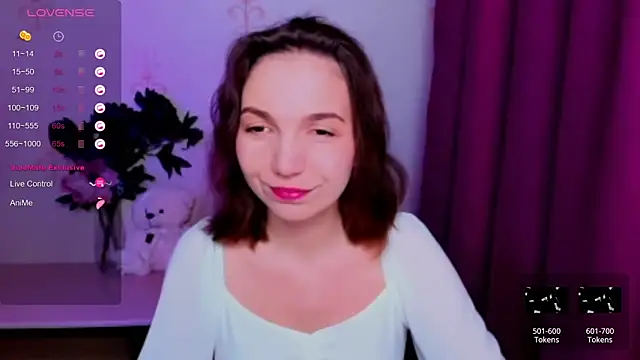 KindHazelHere  online show from 3, 5, 2026