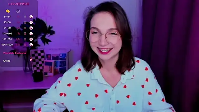 KindHazelHere  online show from 30, 6, 2026