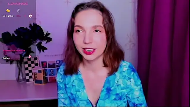 KindHazelHere  online show from 6, 7, 2026