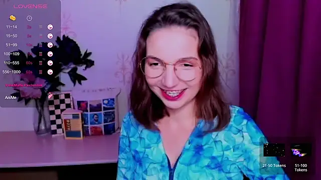 KindHazelHere  online show from 12, 7, 2026