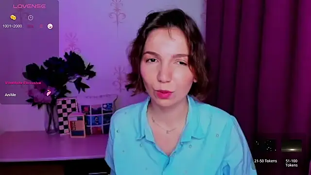 KindHazelHere  online show from 25, 7, 2026