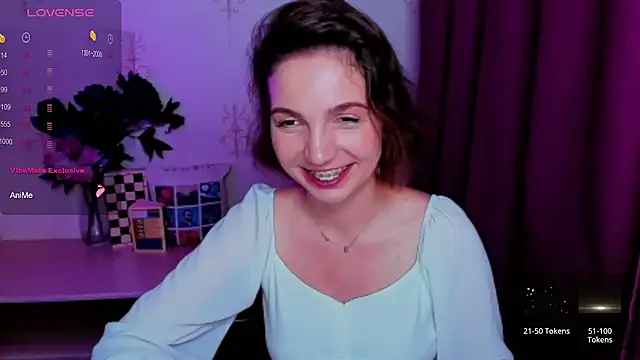 KindHazelHere  online show from 28, 7, 2026