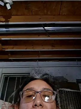 Snapshot of K-niving chatting on 19, 7, 2026 K-niving online show from 19, 7, 2026