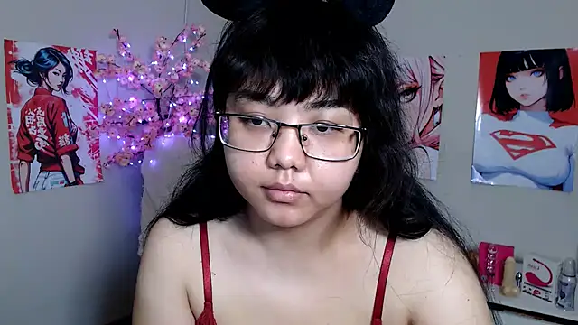 Moertomlly online show from 4, 11, 2025