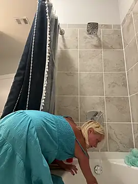 TiffaneyLove online show from 11, 7, 2026