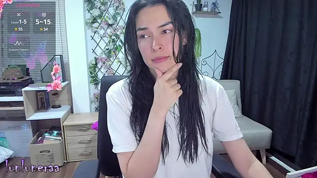 Lunlunera online show from 21, 2, 2025