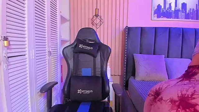 ashlye miller  online show from 27, 2, 2025