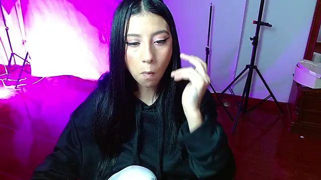 Snapshot of _holy_1 chatting on 7, 1, 2026 holy 1 online show from 7, 1, 2026