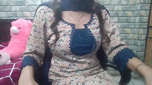 Sexy iknoor online show from 18, 9, 2025