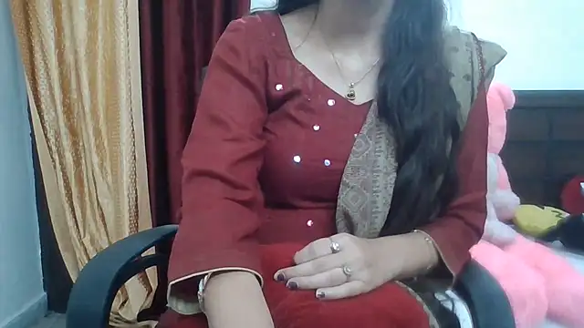 Sexy iknoor online show from 4, 8, 2026