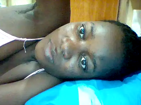 Snapshot of Alessandrajenna chatting on 12, 9, 2025 Alessandrajenna online show from 12, 9, 2025