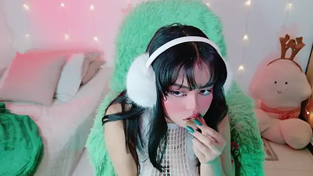 Snapshot of damn_that_booty chatting on 8, 12, 2024 damn that booty online show from 8, 12, 2024