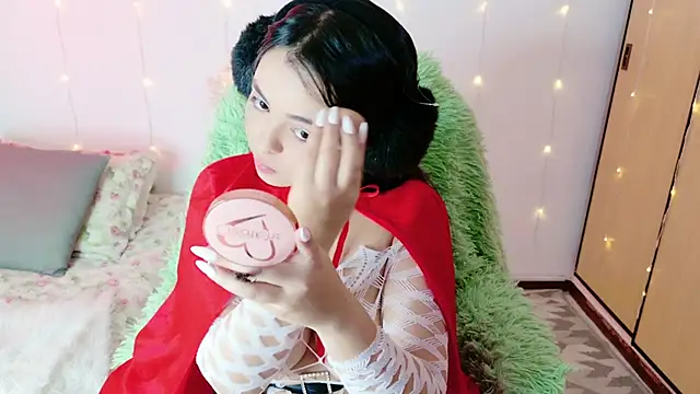 Snapshot of damn_that_booty chatting on 15, 12, 2024 damn that booty online show from 15, 12, 2024