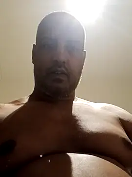 Snapshot of bink1982 chatting on 15, 2, 2026 bink1982 online show from 15, 2, 2026