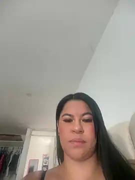 Margaret Saunders online show from 3, 7, 2026
