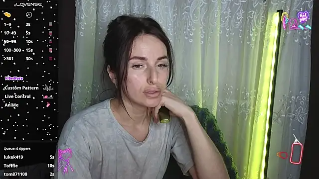 xx adrihanna xx online show from 9, 5, 2026
