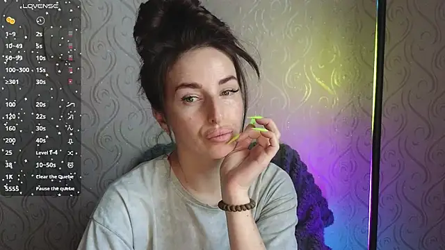 xx adrihanna xx online show from 11, 5, 2026
