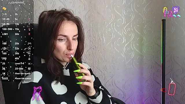 xx adrihanna xx online show from 18, 5, 2026