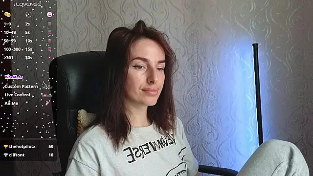 xx adrihanna xx online show from 3, 6, 2026